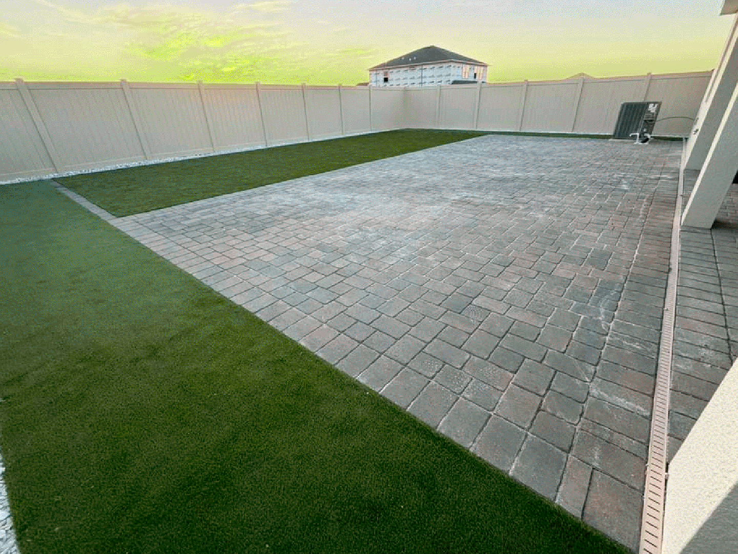 Large patio pavers installation Orlando FL