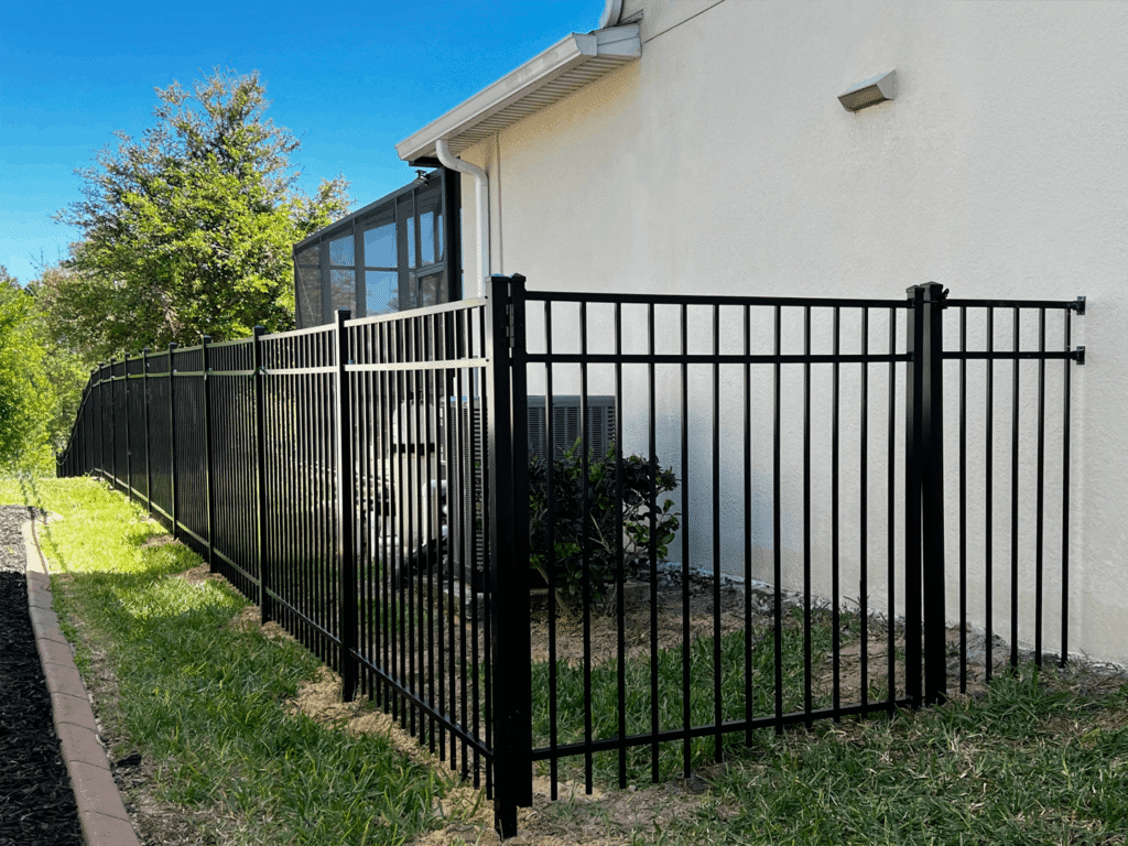 Black_Aluminum_Fences_03