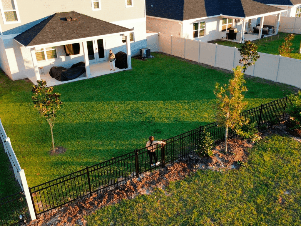 aluminum-fence-backyard-installation-orlando.jpg