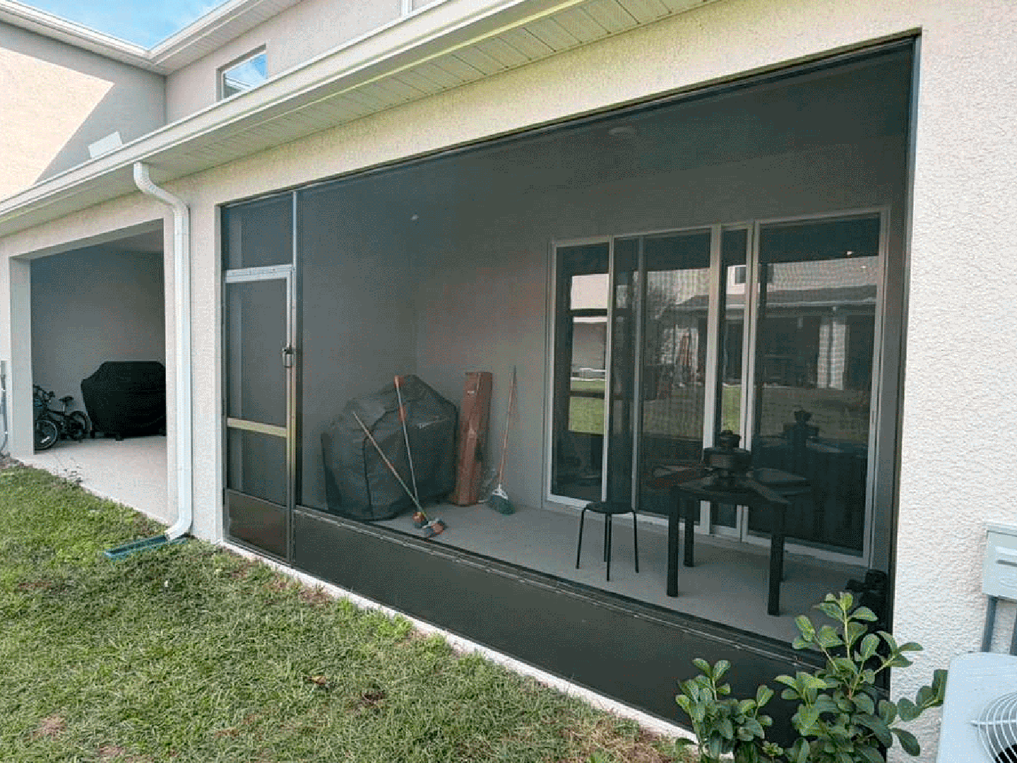 Screen enclosure outdoor living space Orlando