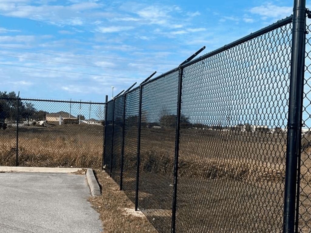 chain-link-fence-property-boundary-orlando.jpg