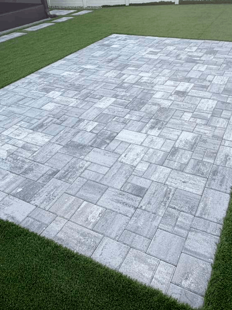 Driveway pavers installation gray design Orlando