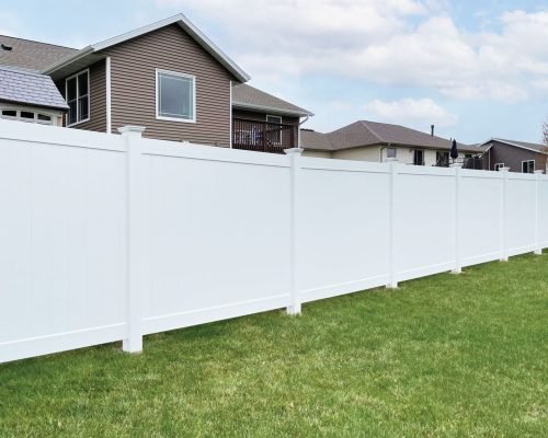 white-vinyl-fence-installation-orlando-fl.jpg